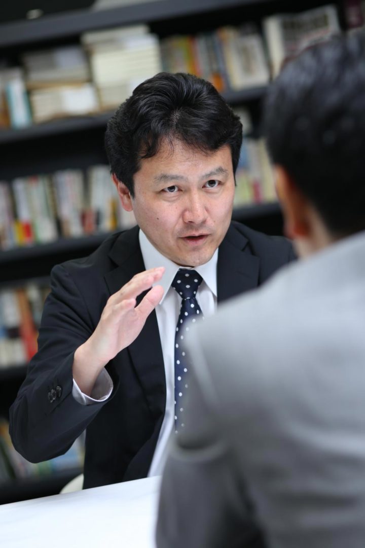 五藤万晶の個別指導の様子